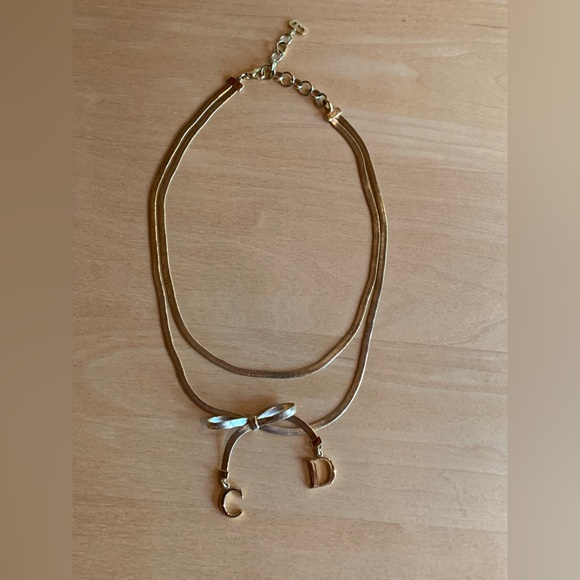Christian Dior Ribbon Bow CD
Choker Necklace - Picture 4 of 6